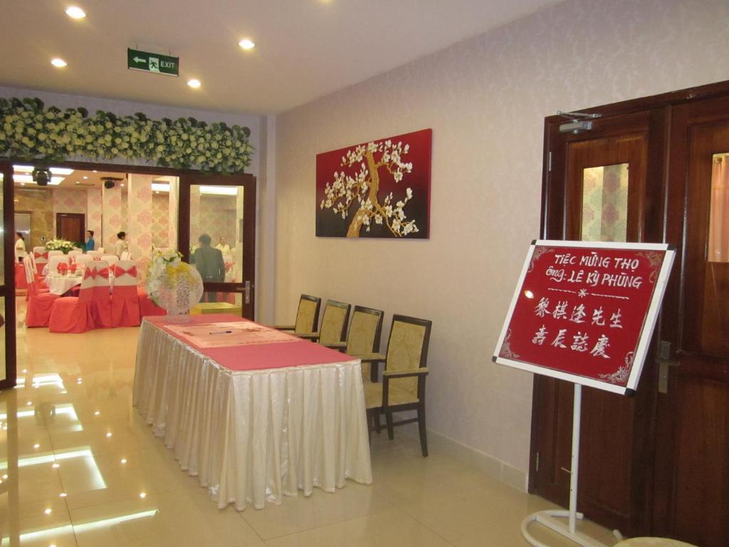 Dong Kinh A Khách sạn