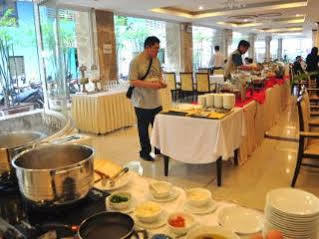 Khách sạn Dong Kinh A 3*